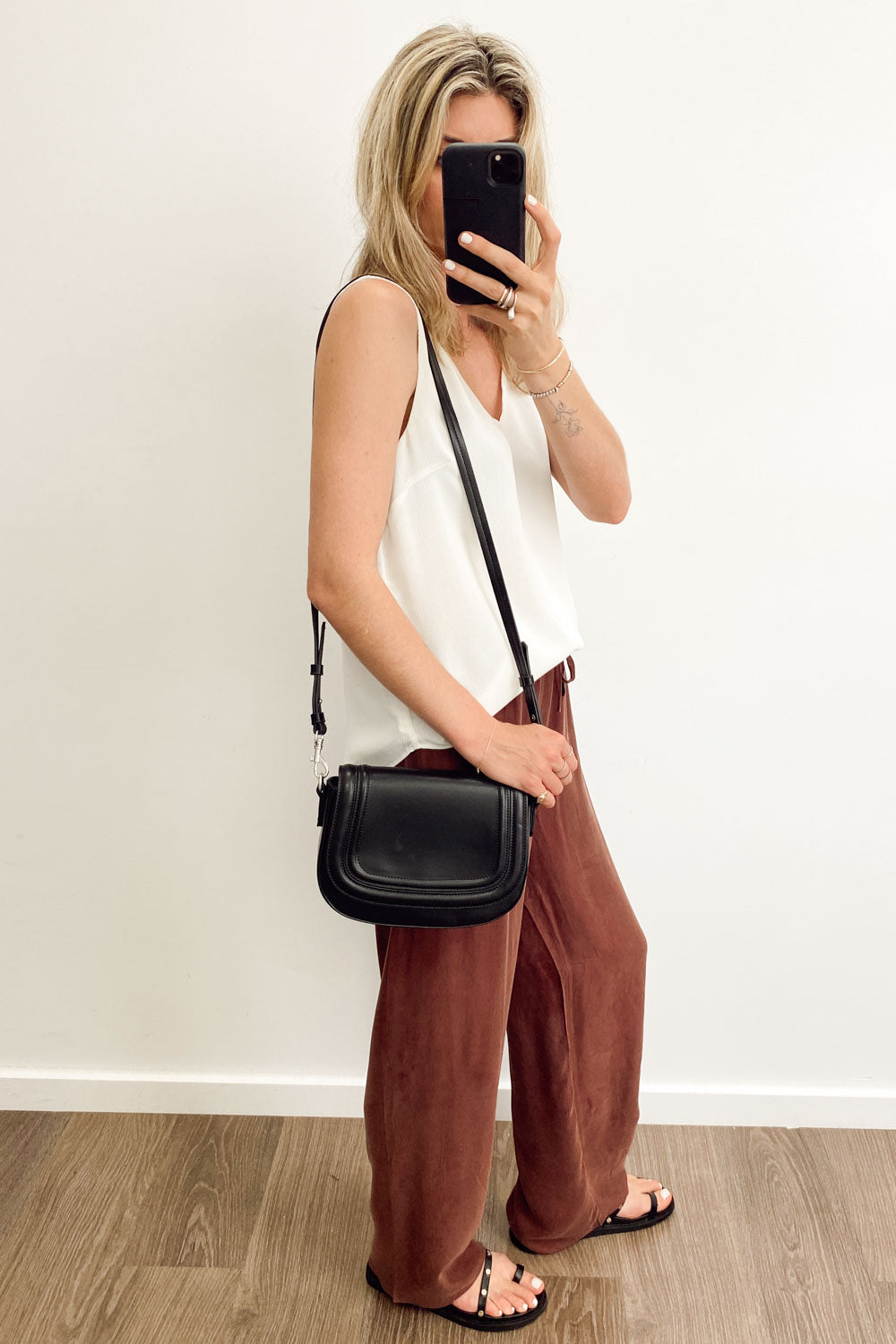 The Crossbody Bag - Image 4