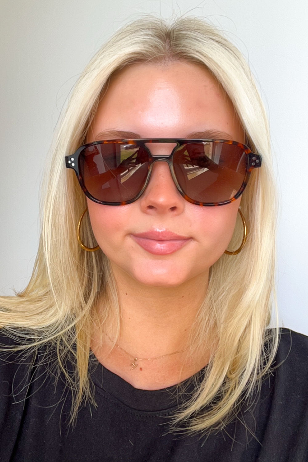 Cher Sunglasses - Image 4