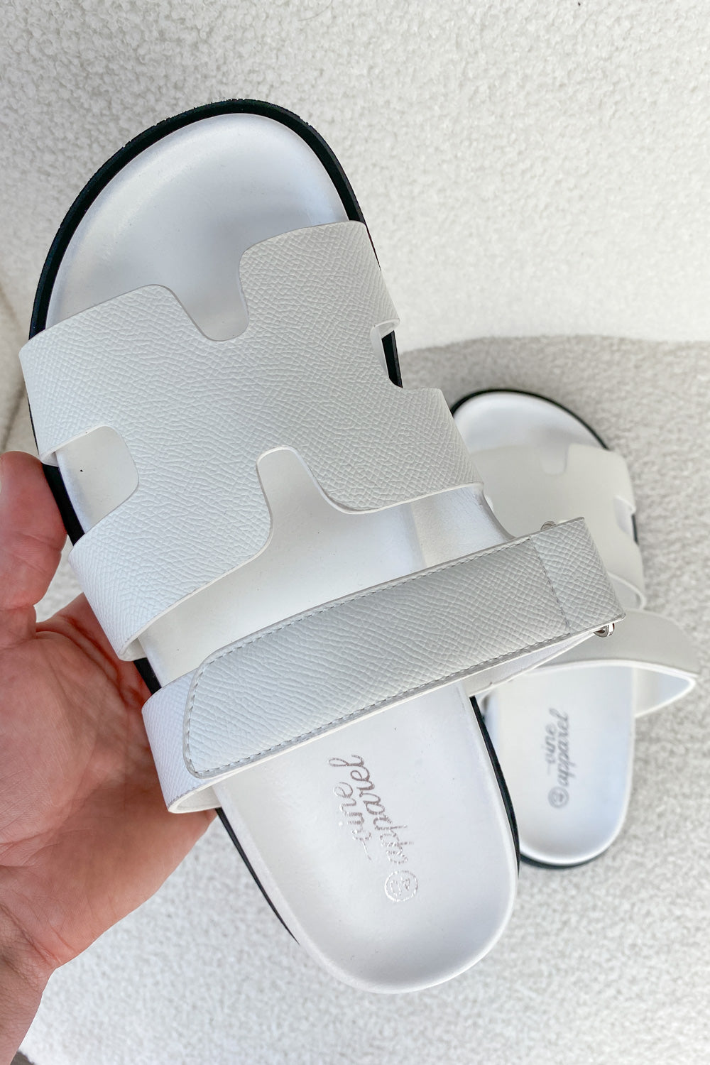 Kendal Slides - Image 2