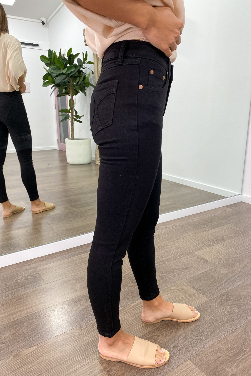 Our Favourite Skinny Jeans Ever Petite - Image 4