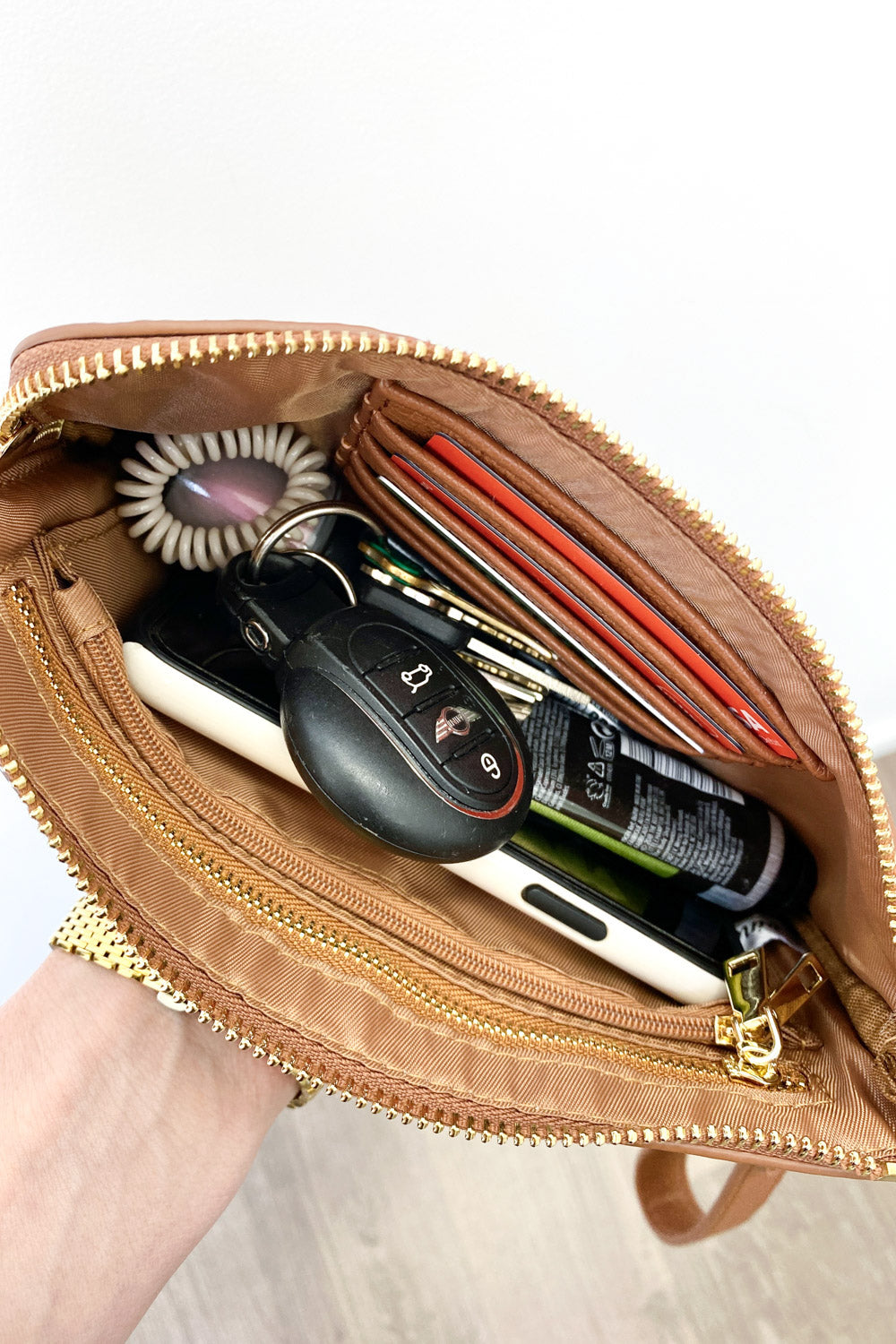The Carry All Clutch - Image 5