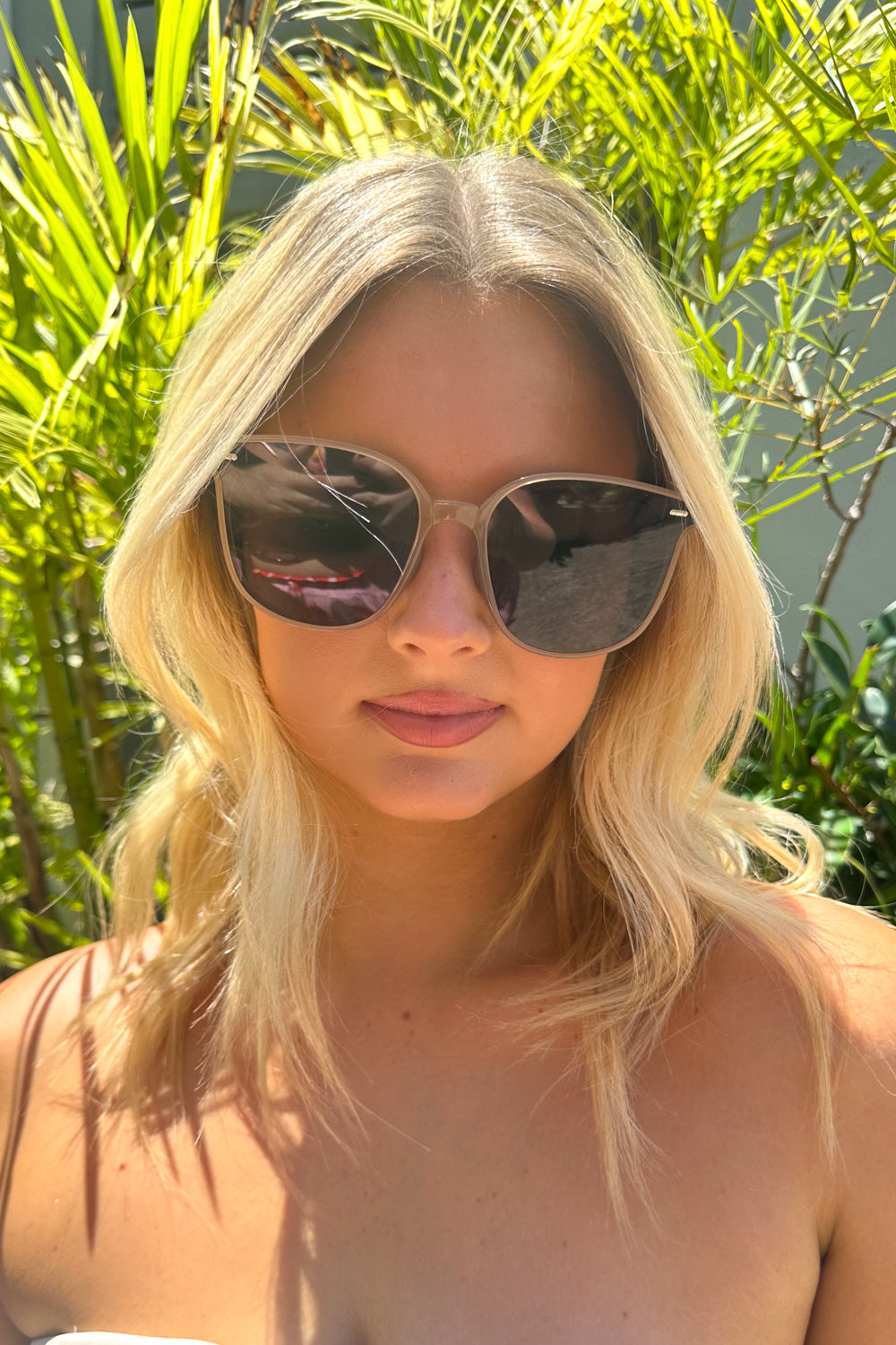 The Classic Foldie Sunglasses - Image 2