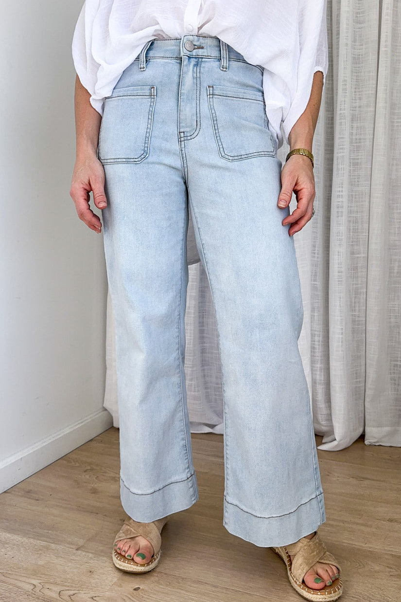 Whitley Petite High Rise Wide Leg Jeans - Light Blue Denim - Image 2